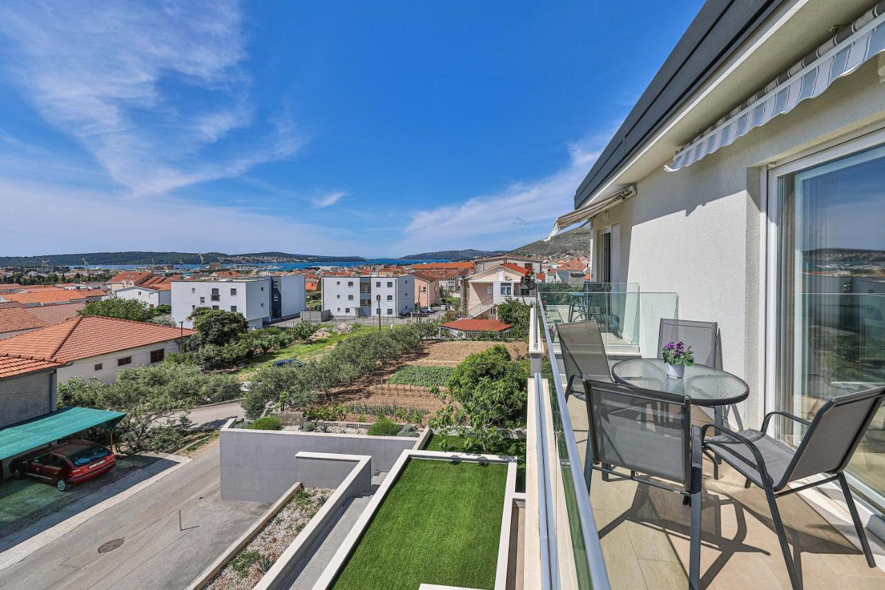 Appartement Panoramic View And Sea à Trogir Extérieur photo